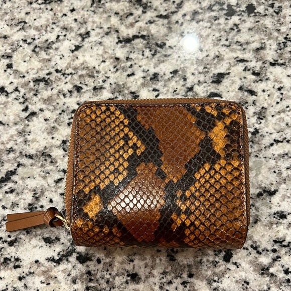 Tory Burch, purse and wallet matching set - Picture 12 of 17